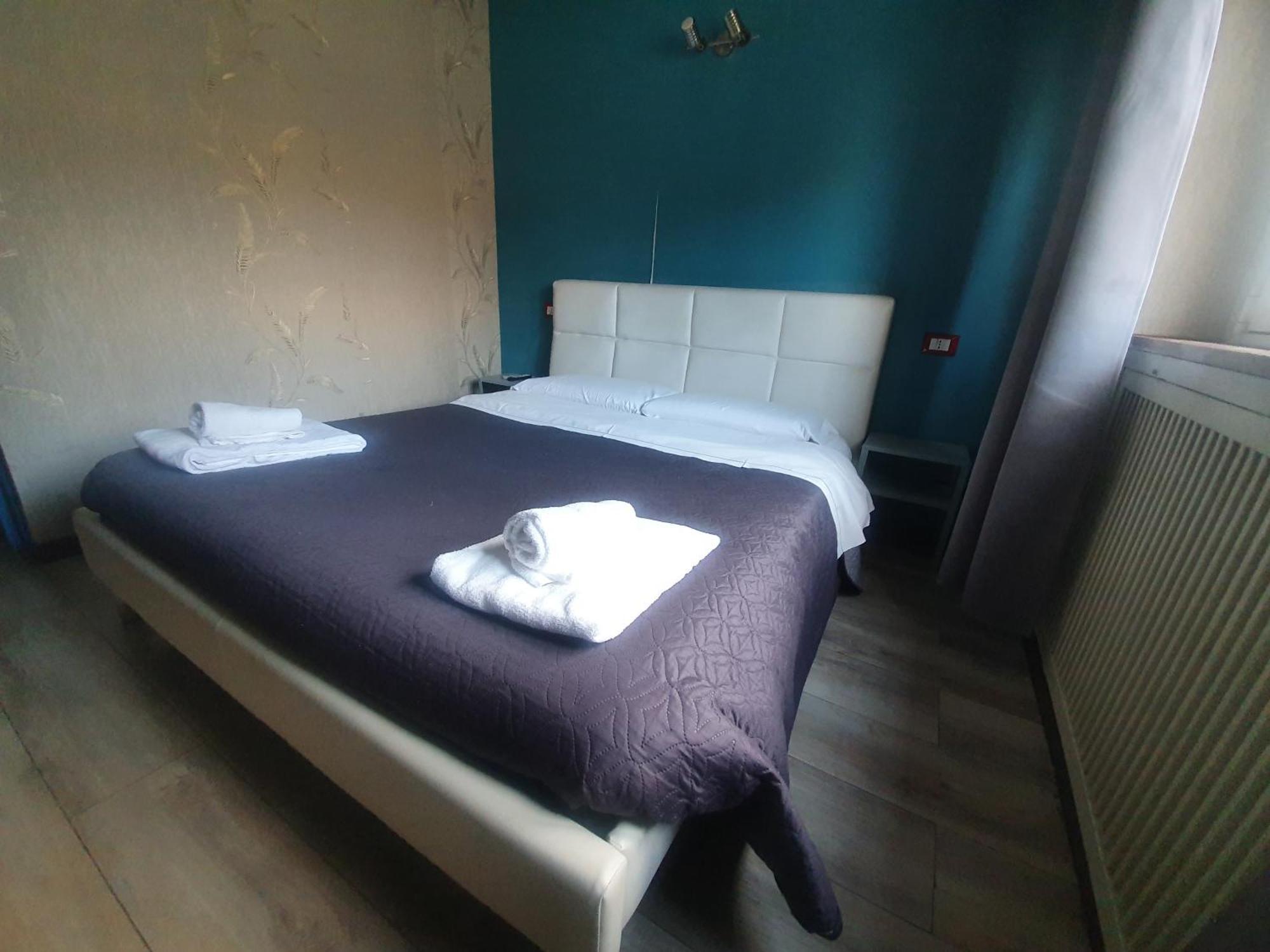 Hotel Sira House Milano Zewnętrze zdjęcie